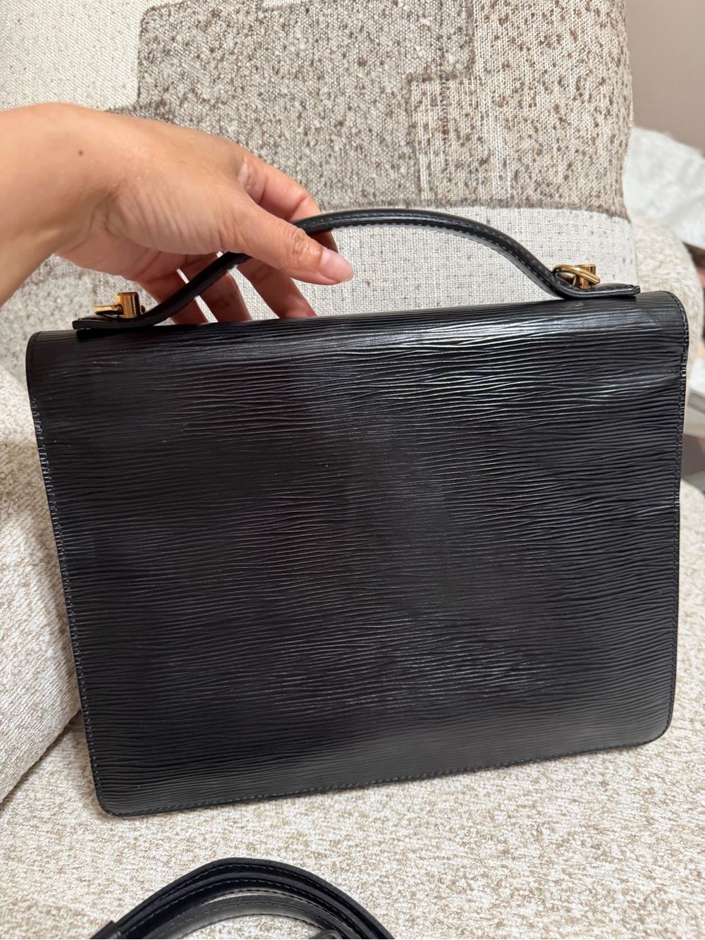 Black Leather Top-Handle Satchel with Gold Hardware - Picture 4 of 9